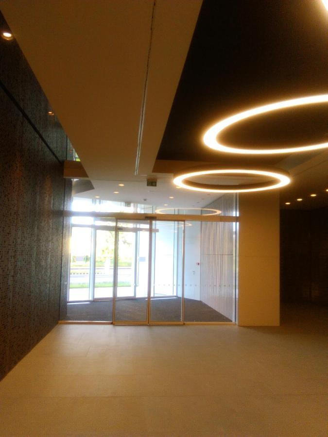 Apartamento Panoramaview/31Thfloor!/Luxury/Wifi/Parking Bratislava Exterior foto